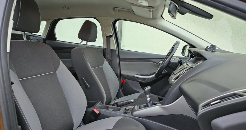 Ford Focus cena 23900 przebieg: 187000, rok produkcji 2013 z Maszewo małe 781